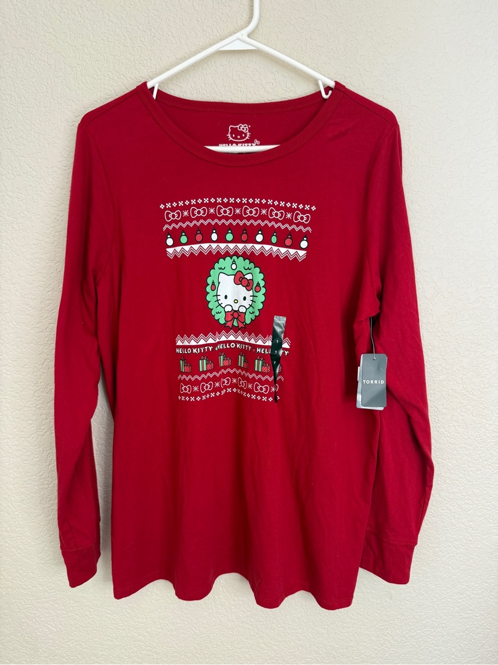 Hello Kitty Sanrio Torrid Holiday Christmas Long Sleeved Top Crew Tee Red 1X New
